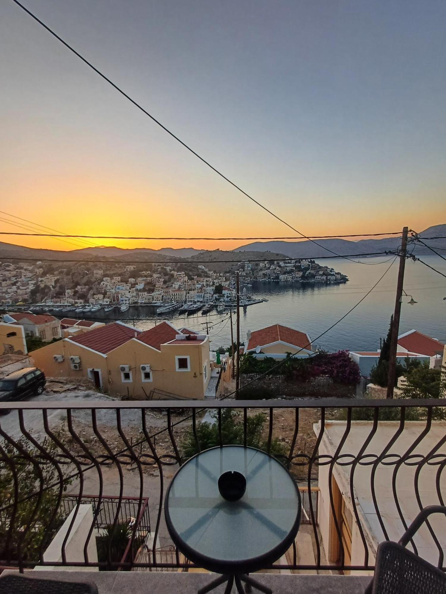 Duchess Harbour View Apartment Symi Exterior photo